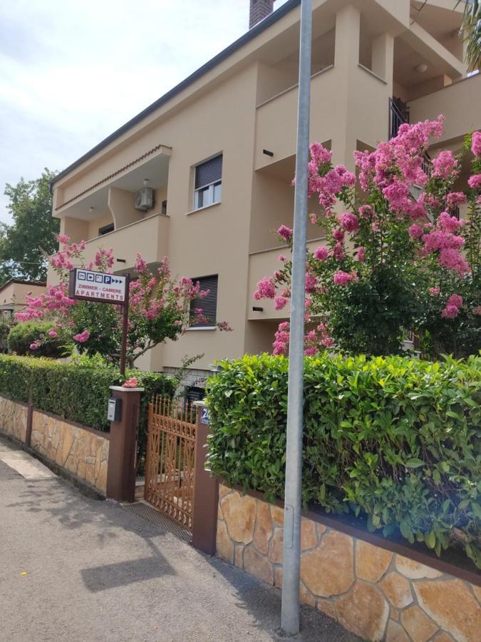 Apartment Mara Пореч Екстериор снимка
