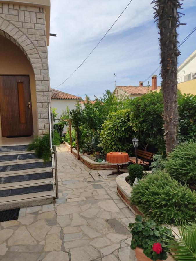 Apartment Mara Пореч Екстериор снимка