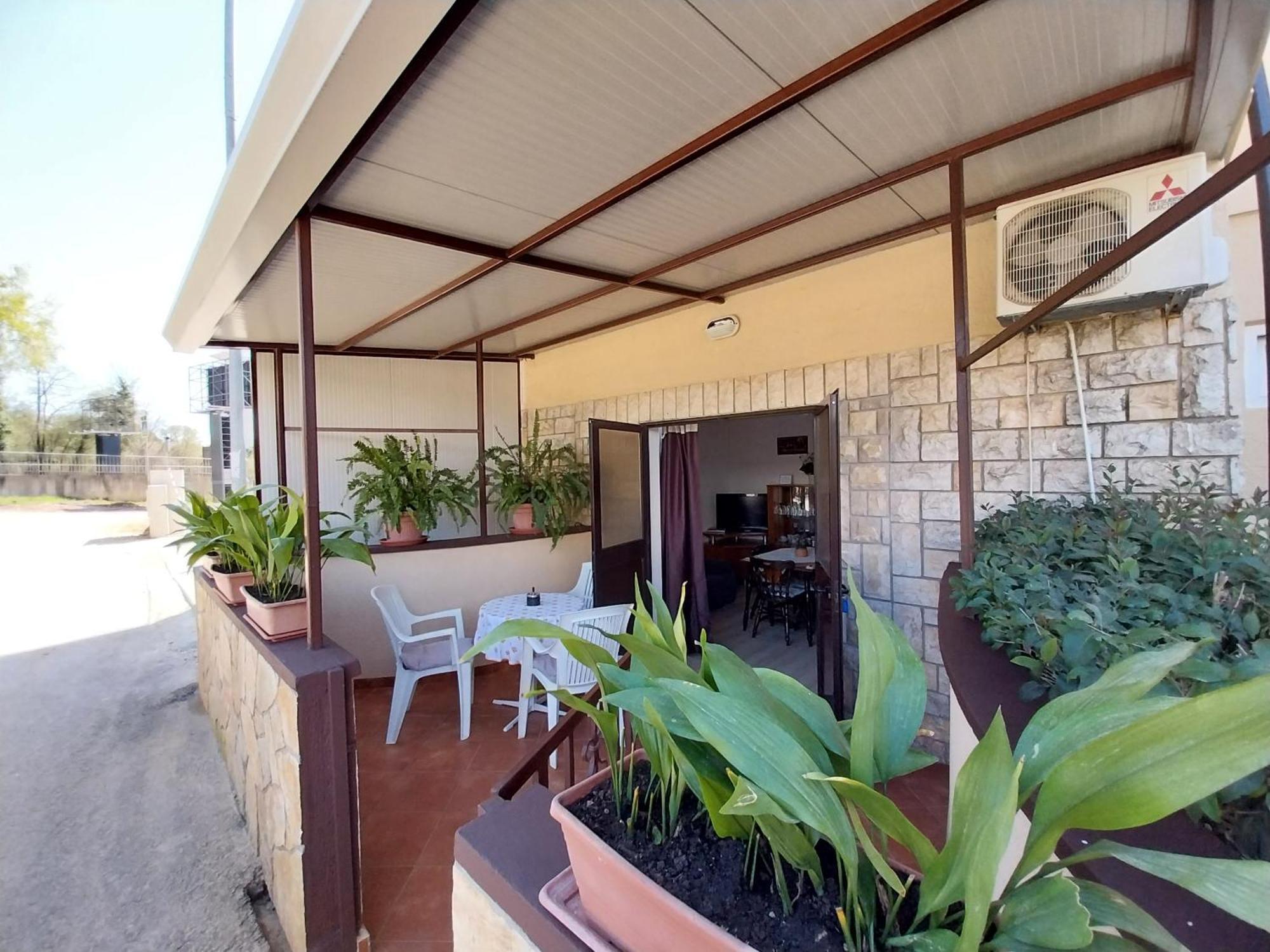 Apartment Mara Пореч Екстериор снимка