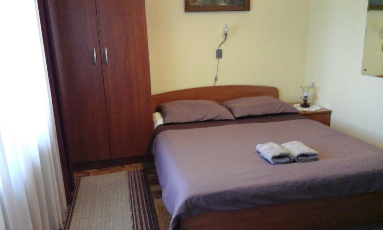 Apartment Mara Пореч Екстериор снимка